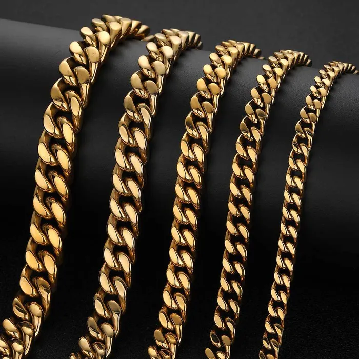 IceZeusShop PreStyled Sets 18k Gold Plated 9mm Stainless Steel Spring Buckle Cuban Chain IceZeusShop PreStyled Sets 18k Gold Plated 9mm Stainless Steel Spring Buckle Cuban Chain