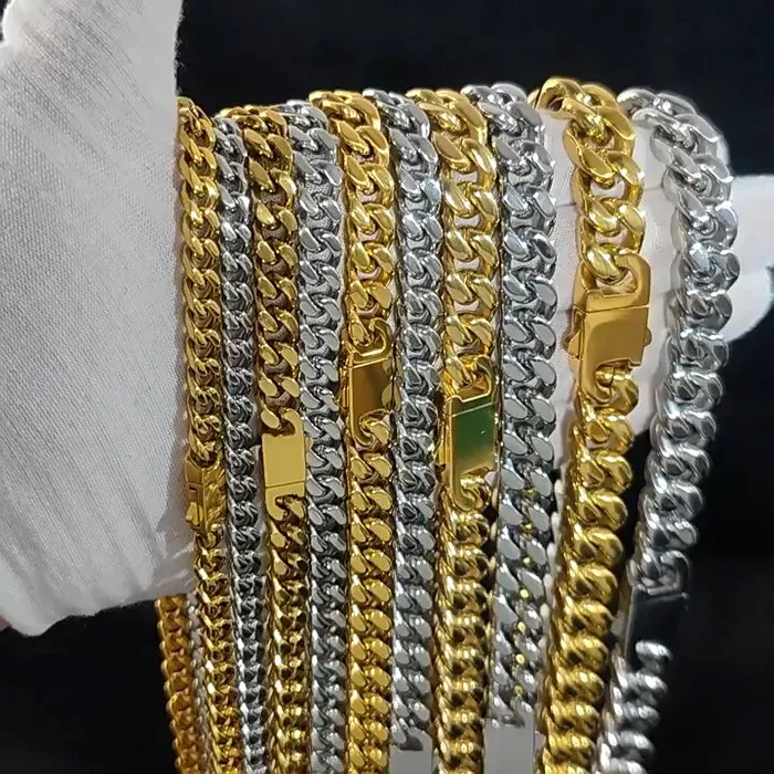 IceZeusShop PreStyled Sets 18k Gold Plated 9mm Stainless Steel Spring Buckle Cuban Chain IceZeusShop PreStyled Sets 18k Gold Plated 9mm Stainless Steel Spring Buckle Cuban Chain