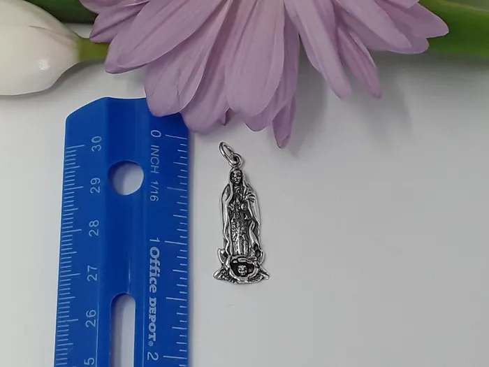 Necklaces ps7165 Small Sterling Silver Virgin Pendant Right Charm Dian Malouf Jewelry Made In The USA