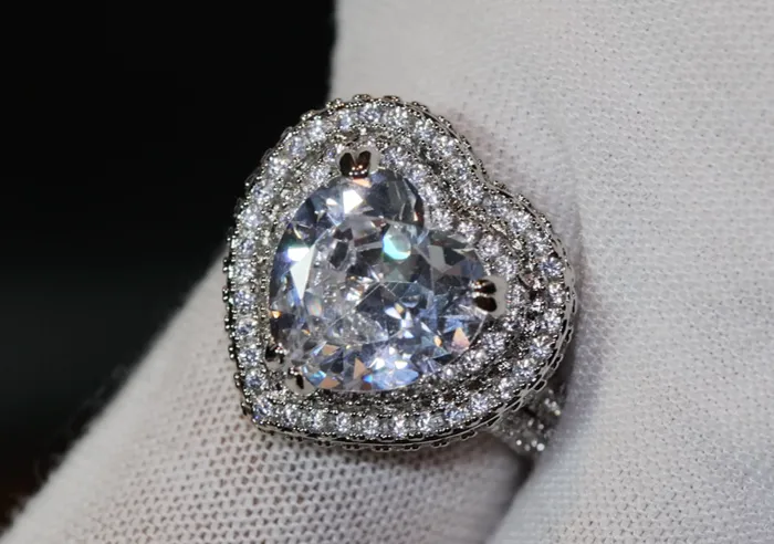 Heart Ring Heart Rings Iced Out Heart Ring Halo Ring Double Halo Ring Heart Shape Ring Womens Diamond ring Diamond Heart Ring Lab Diamonds London Rings