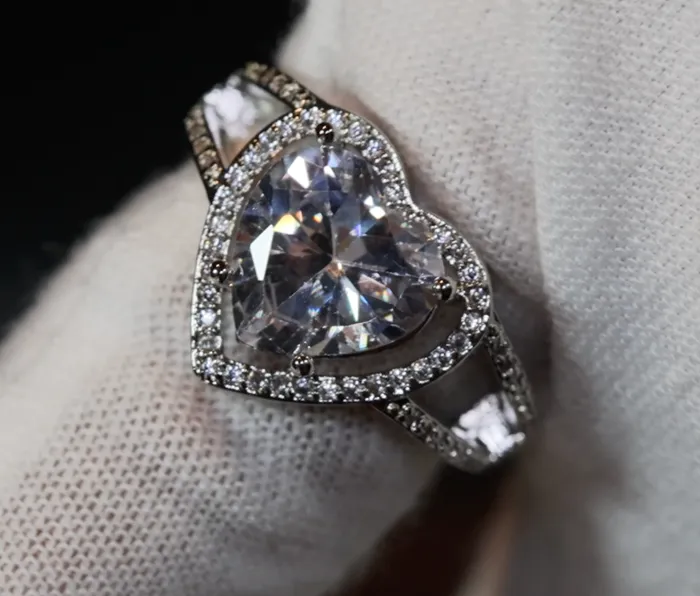 Lab Diamonds London Rings Diamond heart ring love ring heart shaped ring