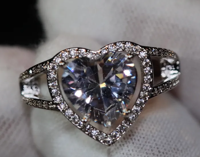 Lab Diamonds London Rings Diamond heart ring love ring heart shaped ring