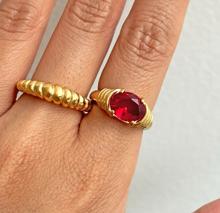 Mai Dsire Rings CHARLOTTE RED GEMSTONE HEIRLOOM RING