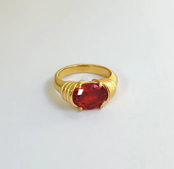 Mai Dsire Rings CHARLOTTE RED GEMSTONE HEIRLOOM RING
