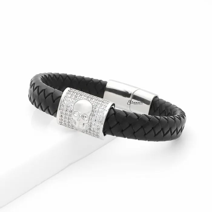 Bracelets CZ Paved Skull Braided Leather Bracelet Glitters